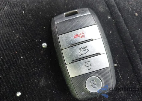 2017 Kia Sorento 3.3L Ex z USA, uszkodzony, nr VIN 5XYPHDA52HG321827